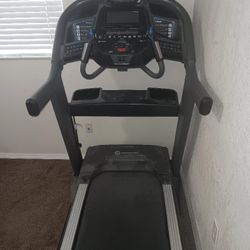 Horizon Treadmill 
