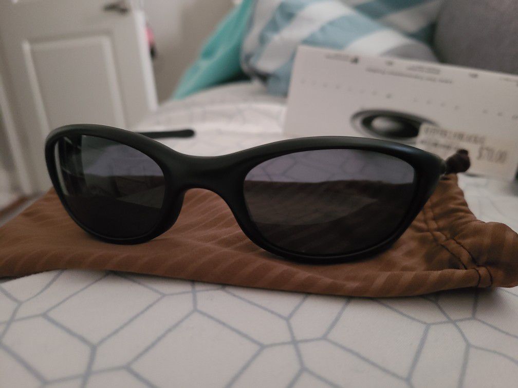 Christmas gift! Oakley matte black sunglasses Standard Issue