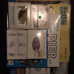 Vintage Atlas 47 Piece Pier Set & Old Miniature town Collection 