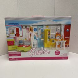 Barbie Totally Real Fold-Up Doll House 2005 #J0(contact info removed) - SEALED NEW - RARE