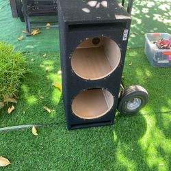 Yard Sale Or Pick Up Everything Must Go