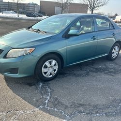 2010 Toyota Corolla LE – Clean Title – NY Inspected – New Tires & Brakes – Excellent