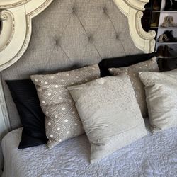 Bedroom Set: Please Read Description