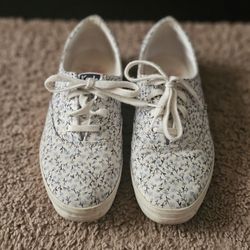 Size 7 KEDS 