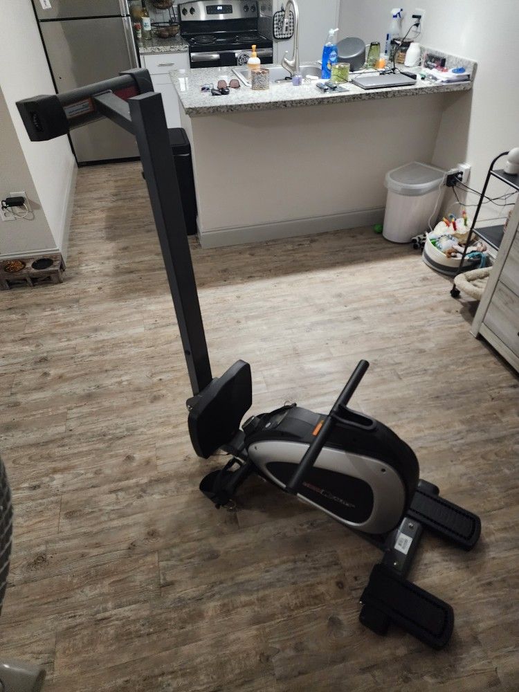 Fitness Reality Row Machine 