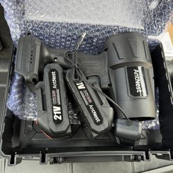 Cordless leaf blower