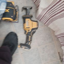 Dewalt Atomic Hachsaw