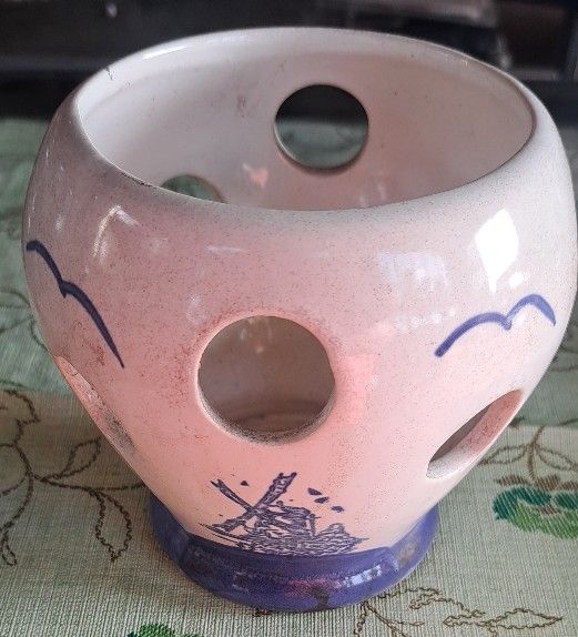vintage Delft Blue or Dutch-style ceramic bulb planter or herb pot