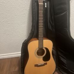  Acoustic Guitar