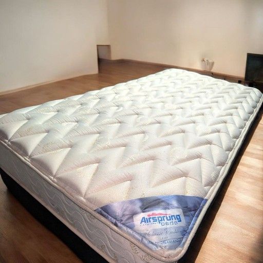 https://offerup.com/redirect/?o=VHcuaW4= matt.ress 9" Airsprung and box sp.ring. Free delivery same day.
