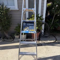 Ladder 6 feet aluminum