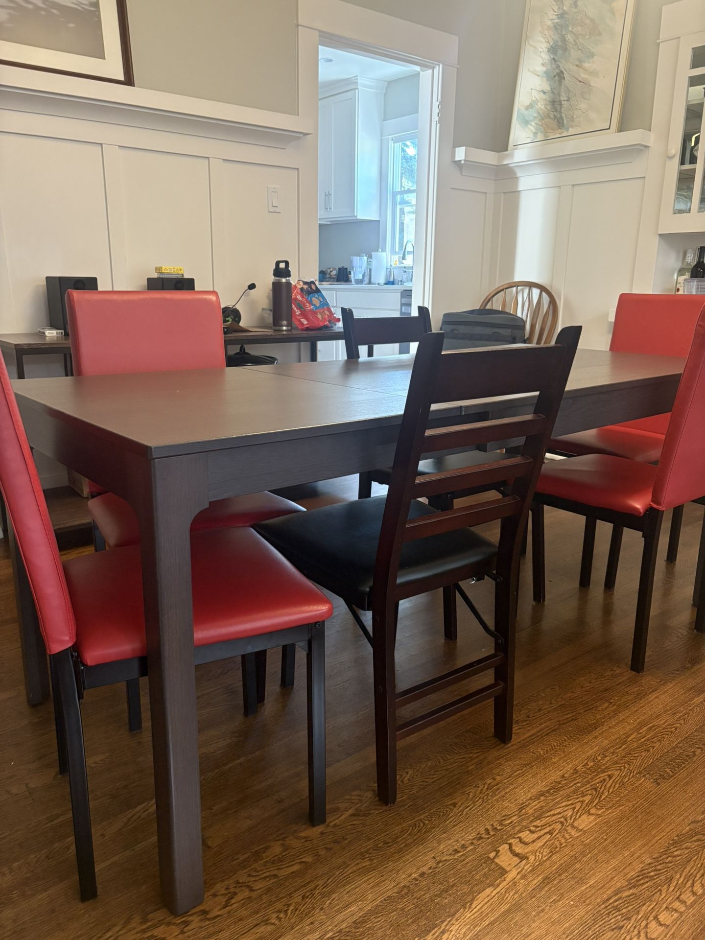 Table With Chairs 