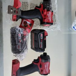 Milwaukee Drill Set M18 Fuel 