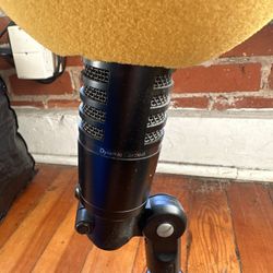 RE320 Microphone 