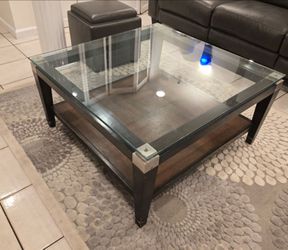 Raymour & Flanigan Coffee Table