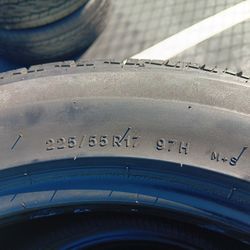 2 llantas 225 55 R17 Tiger paw touring uniroyal