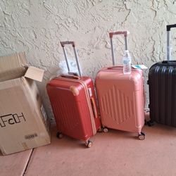 Maletas Nuevas $31