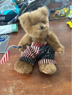 Vintage Boyds bear