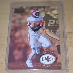 1996 SkyBox Premium Card #83 Marcus Allen Kansas City Chiefs Football  HOF