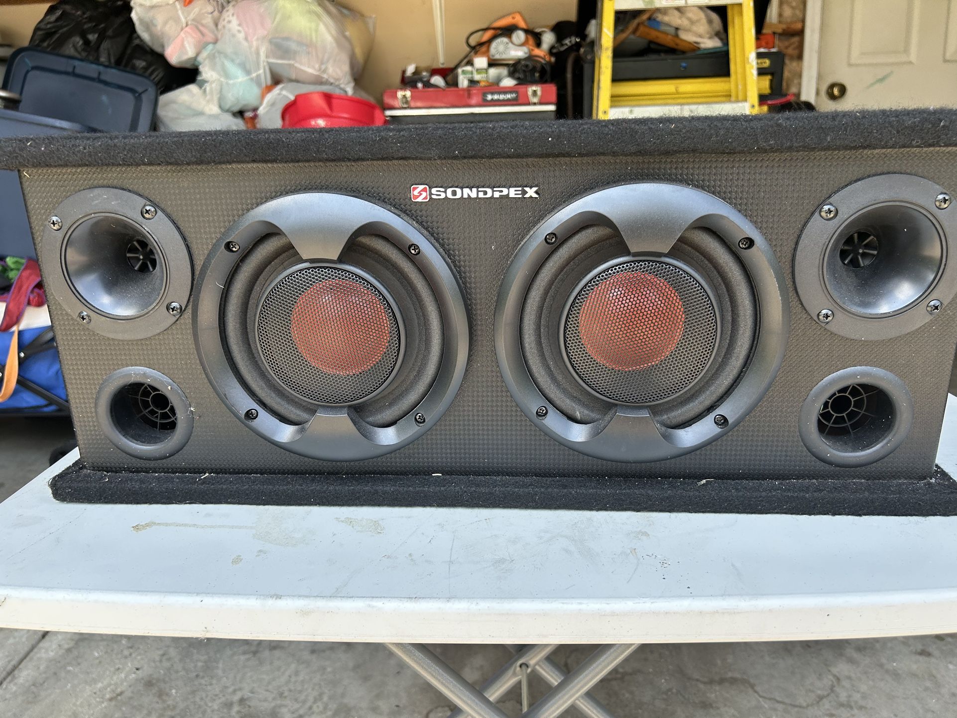 Car speaker