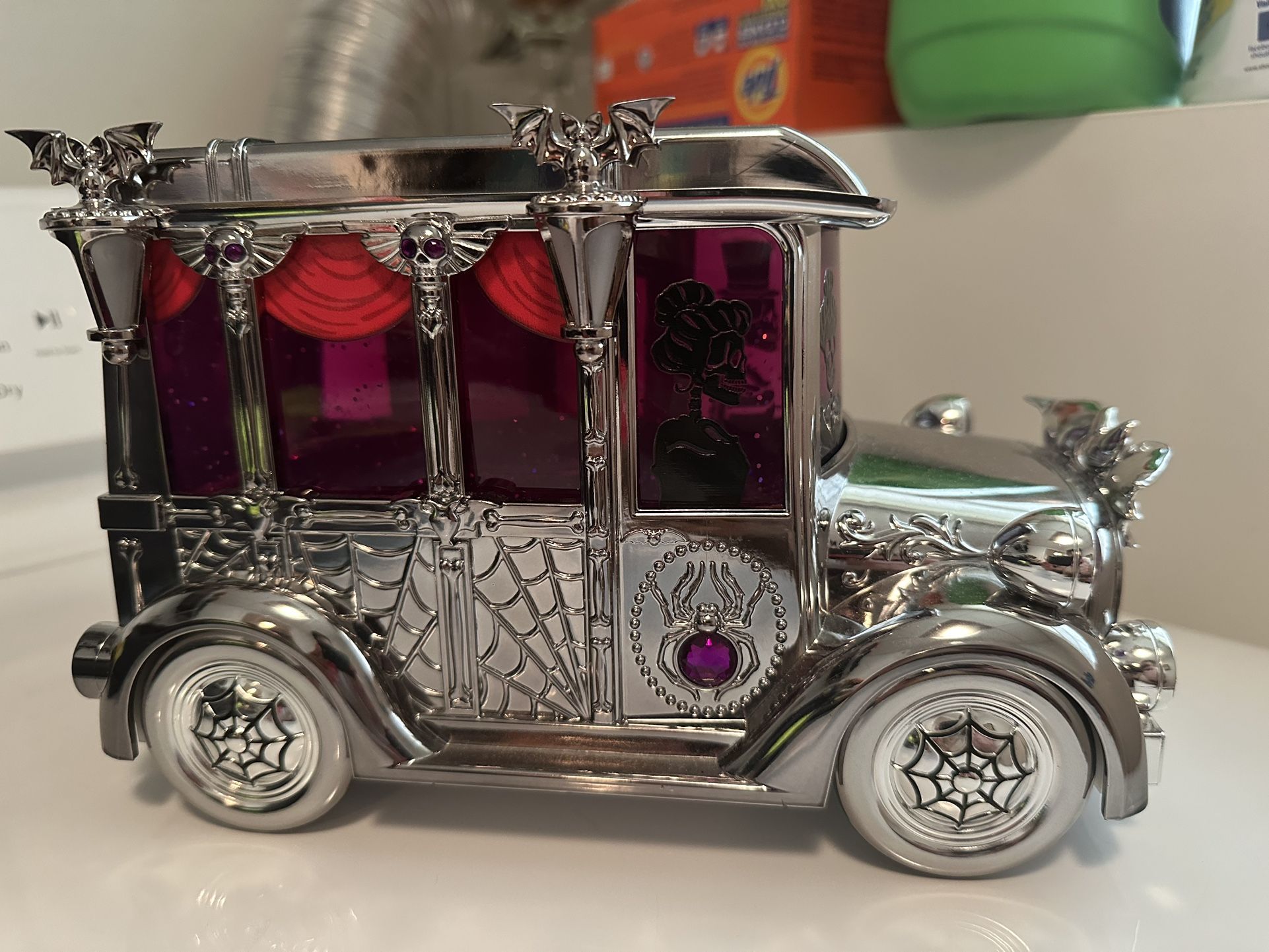 Bath And Body Work Light Up Skeleton Halloween Candle Holder