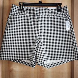 Pixie Short Black & White