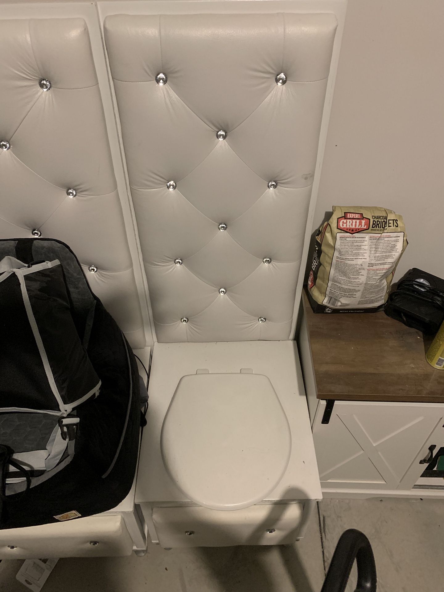 V-Steam Chairs