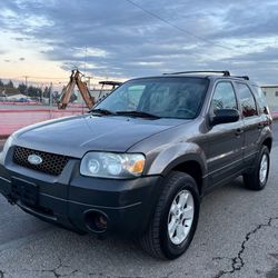 2005 Ford Escape XLT