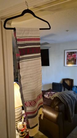 Woven Scarf with Fair Isle Pattern