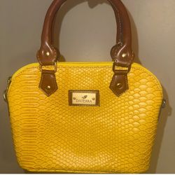 Mustard hand bag
