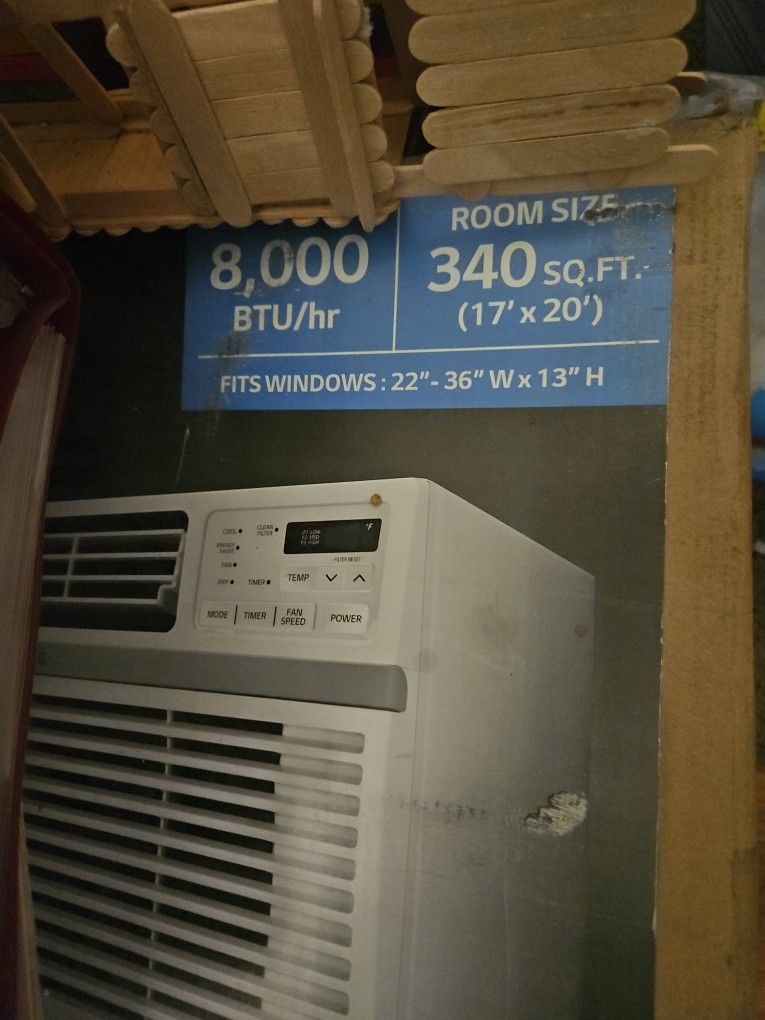 AC Unit, White
