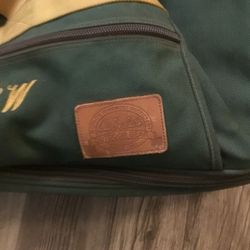 Carbela’s 37” suitcase with handle