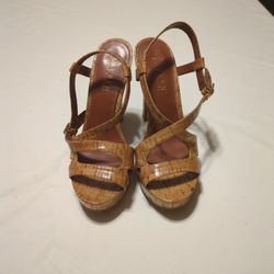 Ralph Lauren Lauren  Size 7.5 Filara Strappy Sandal 