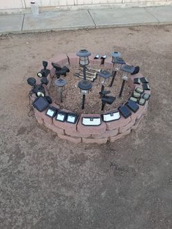 Bunch of Solar Lights...now NOT AVAILABLE 