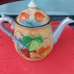 Very Nice Tea Pot 