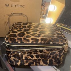Make Up Bag With LED Mirror 