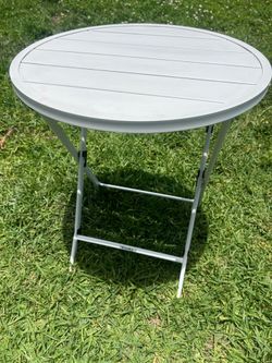 Round Metal Bistro Table