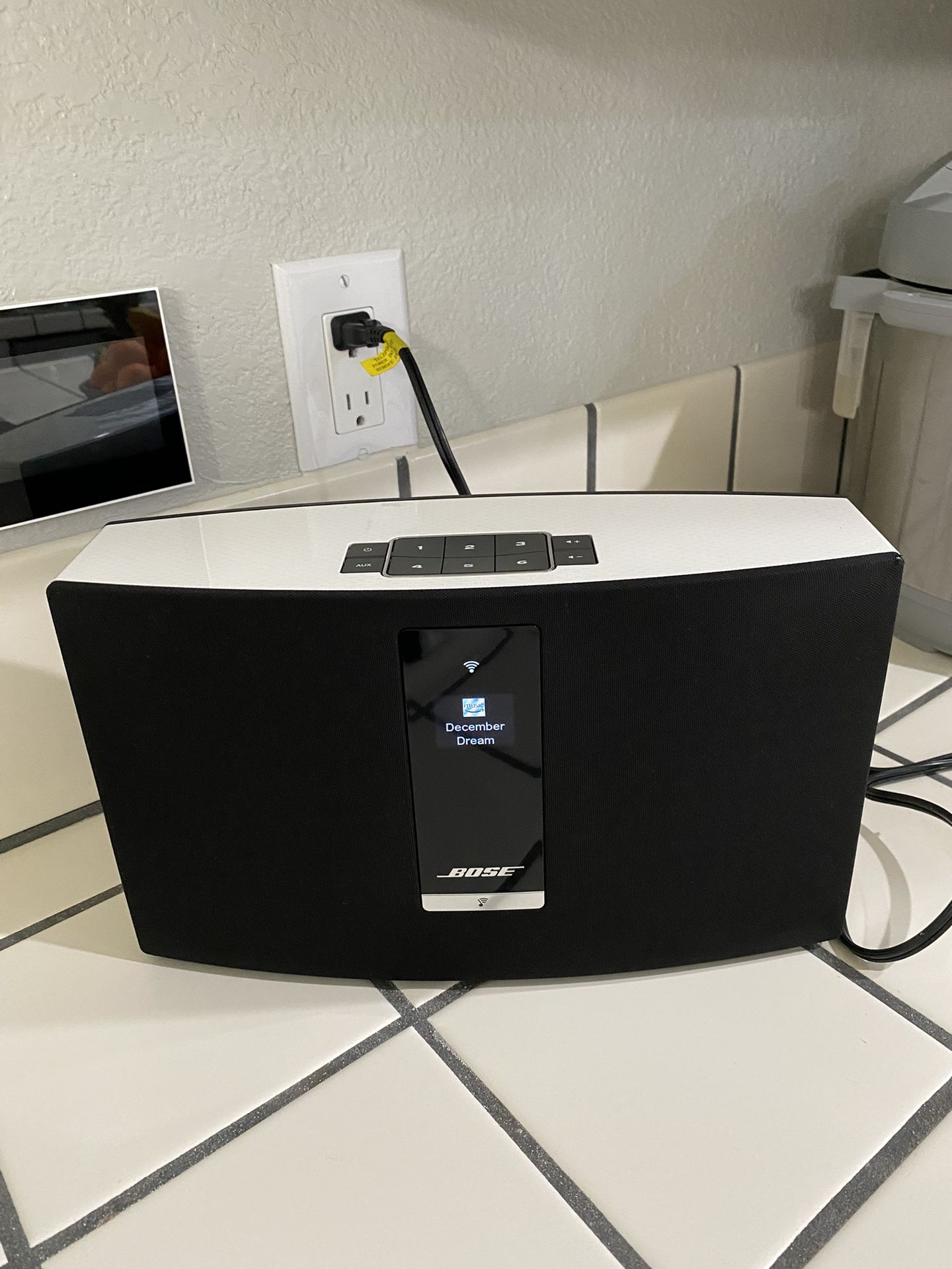 Bose SoundTouch 20 WiFi Music System Model 355598