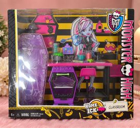 Monster High Home Ick Classroom Playset