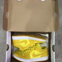 Jordan 1 Low Size 6 Women’s