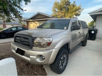 2005 Toyota Tacoma sr5 PreRunner