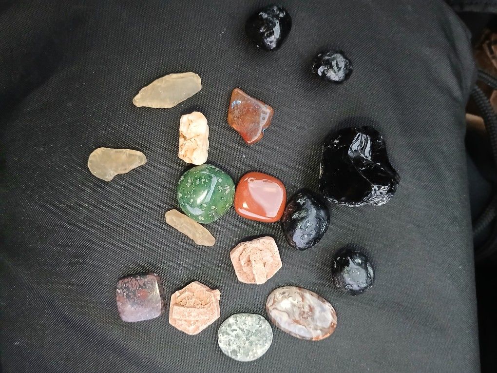 Valuable Stones & Rocks