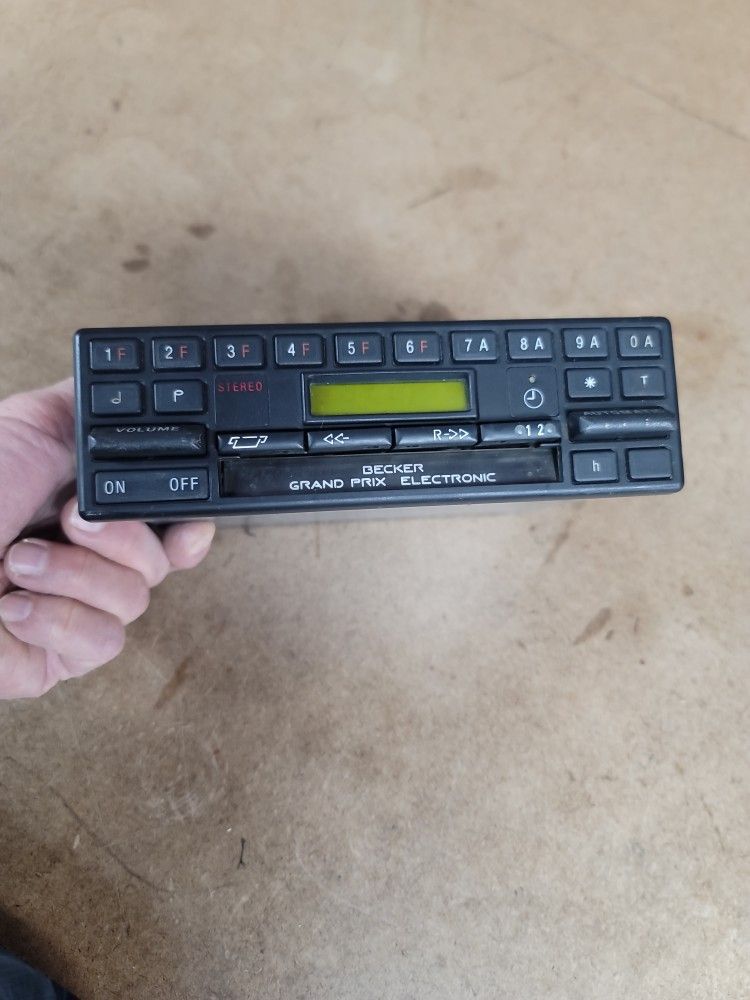BECKER AUTO RADIO Mercedes W126