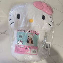 Hello Kitty Hooded Throw Blanket 