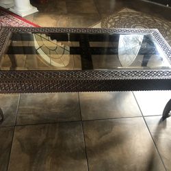 Wood Carving Coffee Table With 2 Side Table