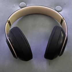 BEATS STUDIO 3 🎼😊 Like New 