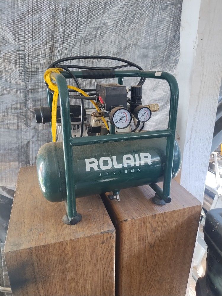 ROLAIR ULTRA QUIET COMPRESSOR