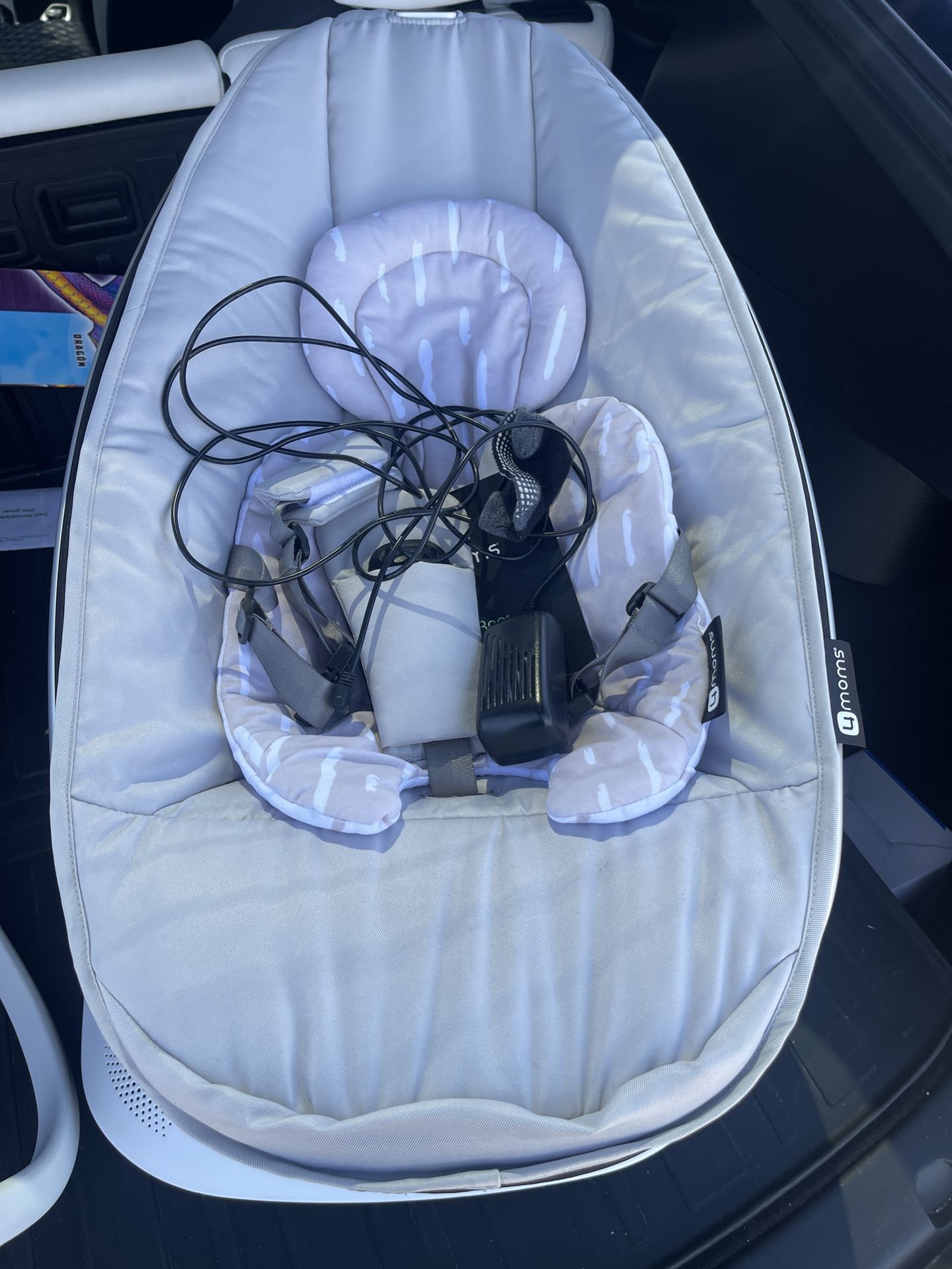 4Moms Mamaroo MOST RECENT MODEL