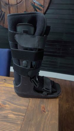 Form fit Air Walker Boot