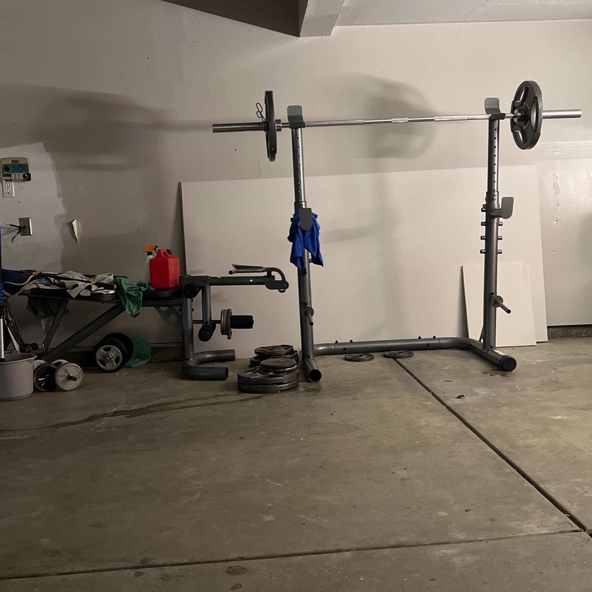 Olympic Weights 45 Pound Bar Bench/squat Rack & Everything In The PicturesInfo Message Me